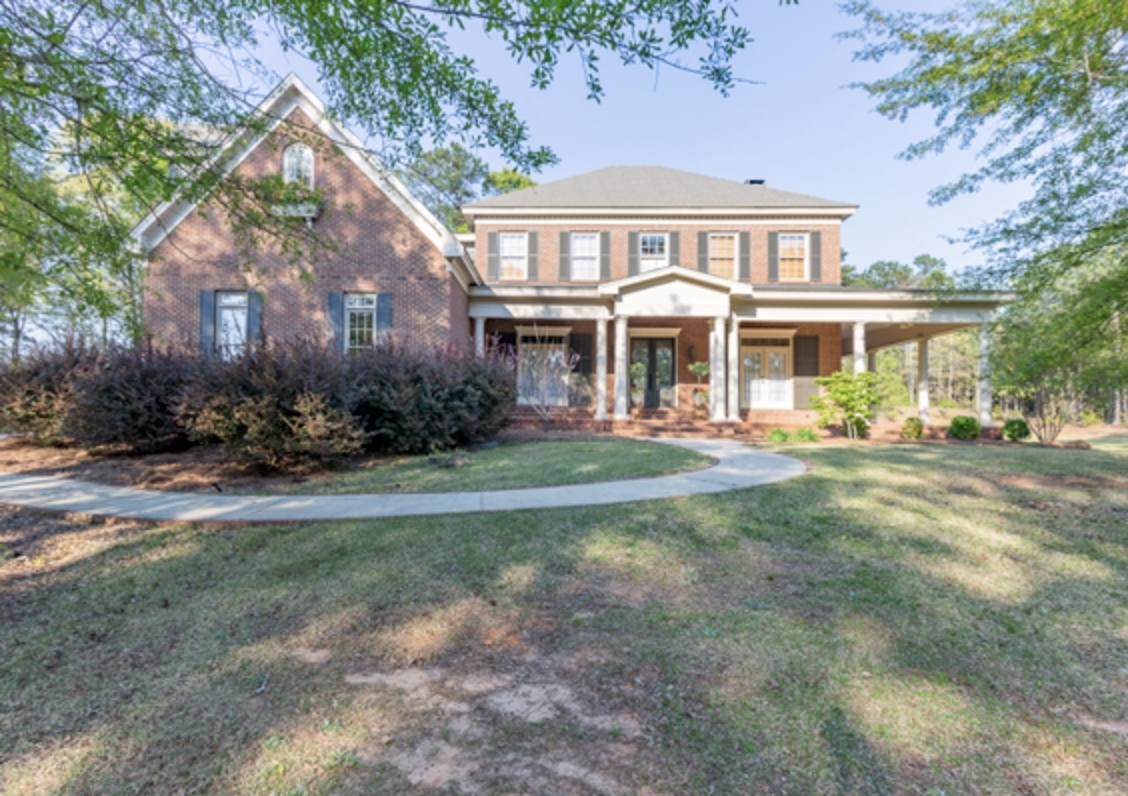 Tour Stunning Homes in Prattville, Alabama